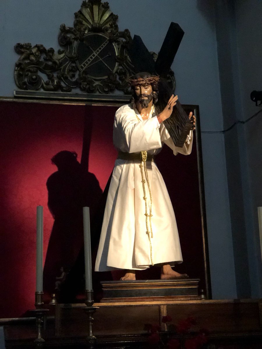 Una túnica blanca para el Nazareno de la Pasión – Valladolid es Pasión