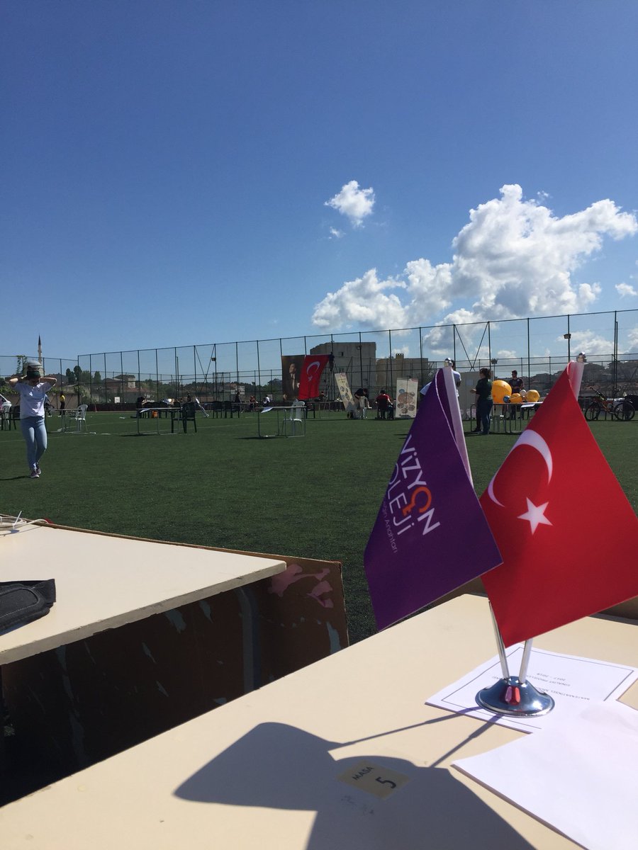 Orion takımı olarak bugün Darüşşafaka Maker Fair etkinliğindeyiz.