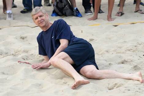 GoonerMan2's tweet photo. Finally the day I had been waiting for ages has arrived - winger is leaving once for all today!!! 
#RIPWengerOut https://t.co/VpOfn7rMhG