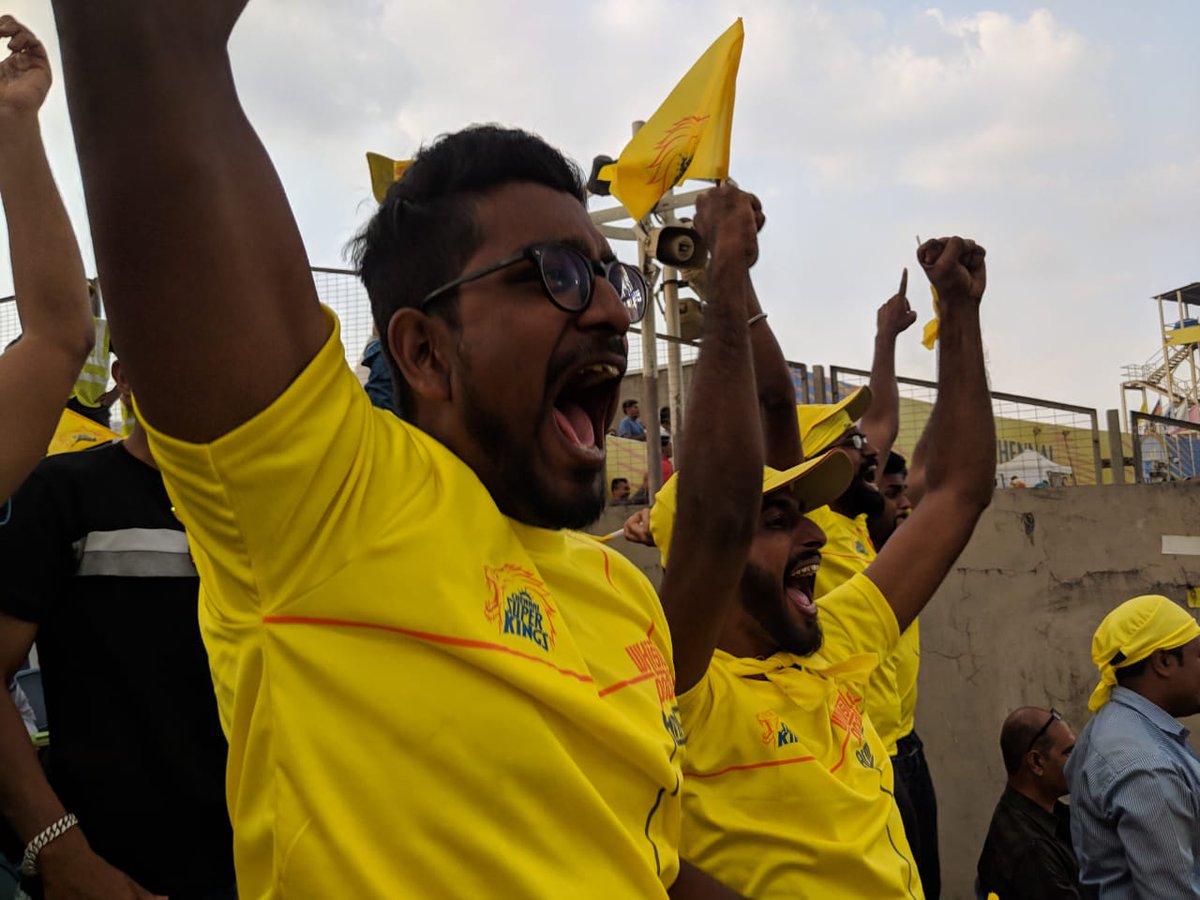ChennaiIPL's tweet photo. Super celebrating the wickets and roaring whistles is the #WhistlePoduExpress contingent. #WhistlePodu #Yellove #CSKvSRH 🦁💛 https://t.co/zJSOO6pflS