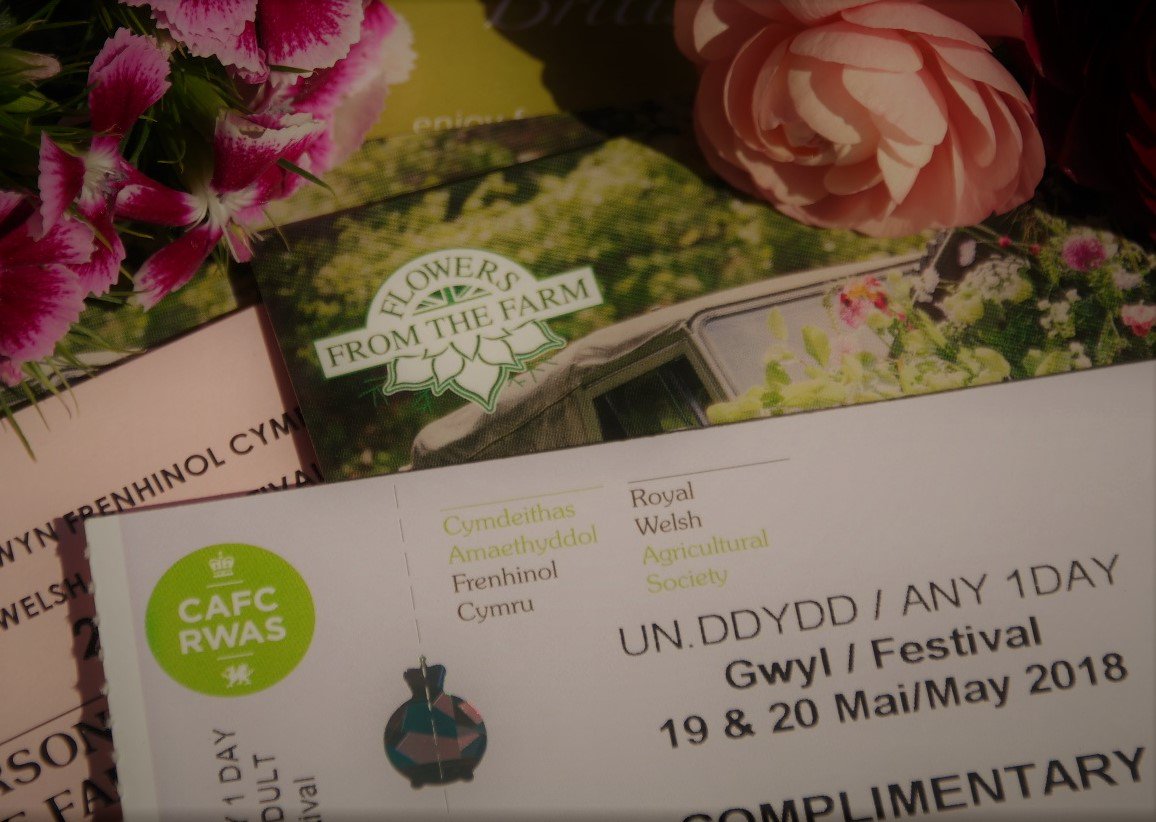 Thanks to <a href="/LantraWales/">Lantra Wales</a>,  <a href="/Flowers_ft_Farm/">FlowersFromTheFarm</a> has a stand at next week's Royal Welsh Spring Festival and we're taking part....Why not come along and see for yourself some of the stunning blooms grown in Wales #BritishFlowers #LocallyGrown