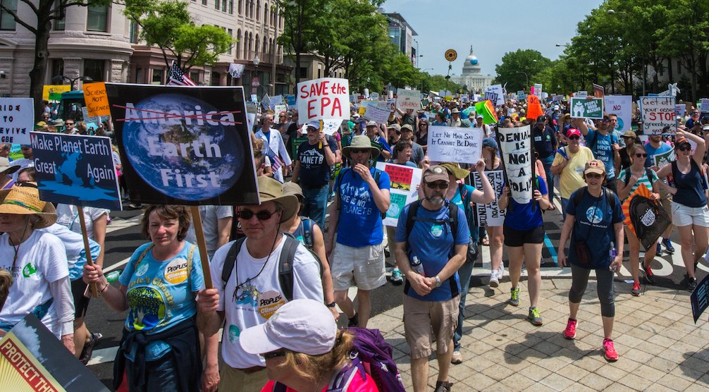 ClimateReality's tweet photo. Join the #ClimateMajority today and demand #ClimateAction from our leaders https://t.co/wYI7UHrZsn https://t.co/k0h6hJrdkm