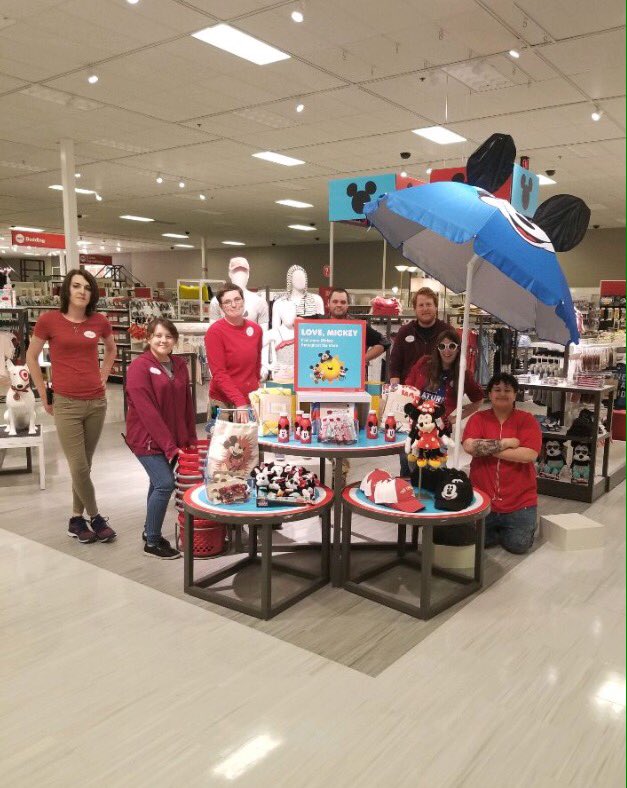 lahanson15's tweet photo. T1864 loves MICKEY!!! @jeffklockars  @beth_hinkleTGT  @SettheT0ne https://t.co/edANymGGhu