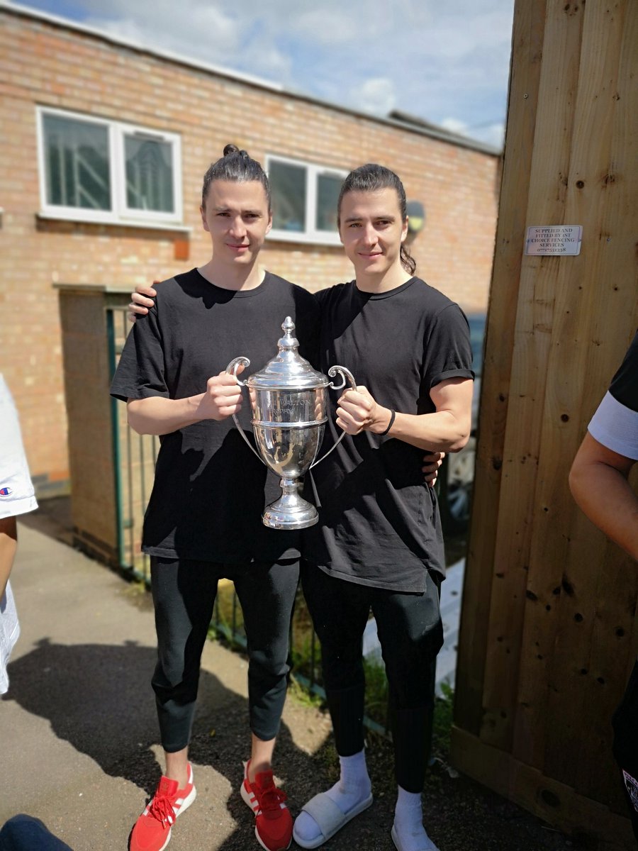 SuecastleFC's tweet photo. @smiggy_94  how's your Sunday ? Love the twins XX https://t.co/Mblc6jFYkX