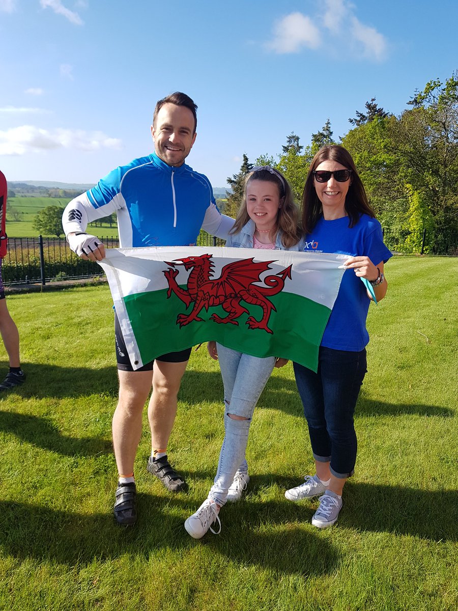 JulesLewis6's tweet photo. What a fabulous day for it @Cycling4Bryan @GetRhysWilliams @minkypreece @_CatherineEvans #Cycling4Bryan @MNDAShropBranch @mndassoc #makingadifference #forBryan 💖 https://t.co/U9FzhMPl5u