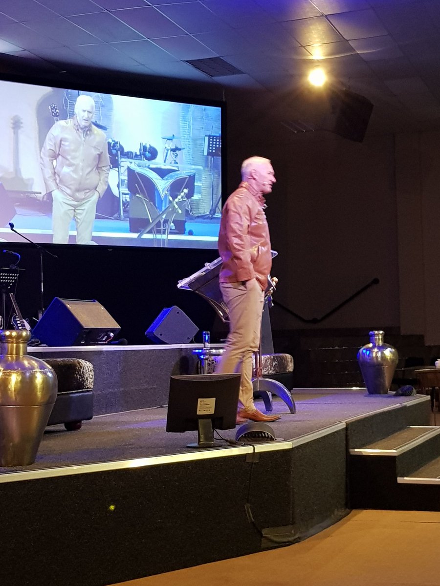 mikeymuller73's tweet photo. "I read the news...I see the disturbing pole adds...yet I'm not nervous,  because I'm God-fident!" 😃☝️🙏 @PsAndreVenter #CityofHopeChurch #Gospel https://t.co/HK6RdPCebr