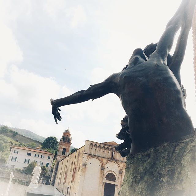 ShirleyShivhon's tweet photo. Do it with passion or not at all.
*
*
#toscana #yogaretreat #yoga #lifestyle  #mindfulness #tuscanyyogaretreat #goodlife #italia #inspiration #lessisamore 
#meditation #travel #italy #tuscany #yogaeveryday #globalyodel #nature #wellness #fiesole #new_photoitalia #travel #tra… https://t.co/SatrwbXkq0