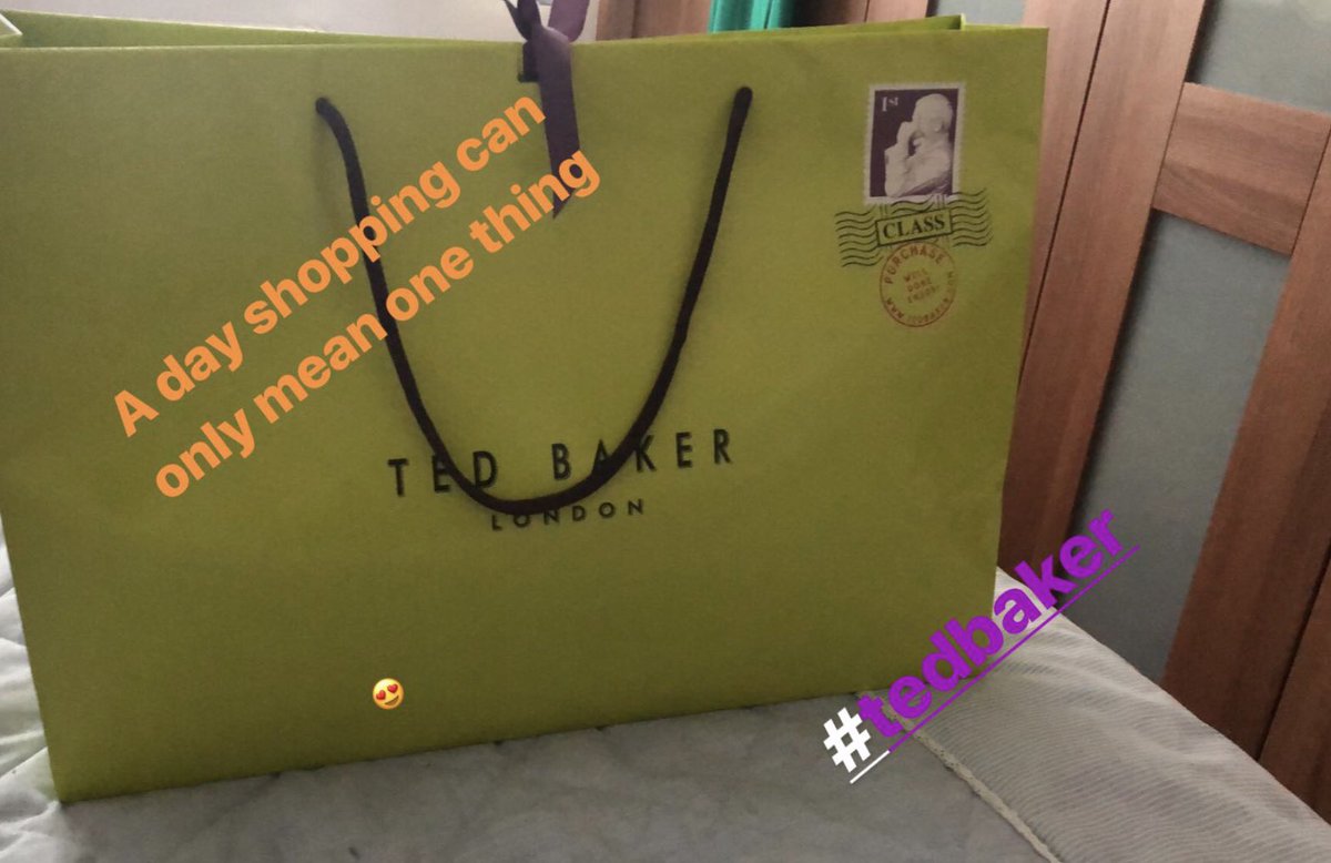 Hayley_Greasley's tweet photo. Pay day and bonus day yesterday meant one thing.......SHOPPING 😊😍#tedbaker #gunwhalfkeys https://t.co/FO1bwQicg3