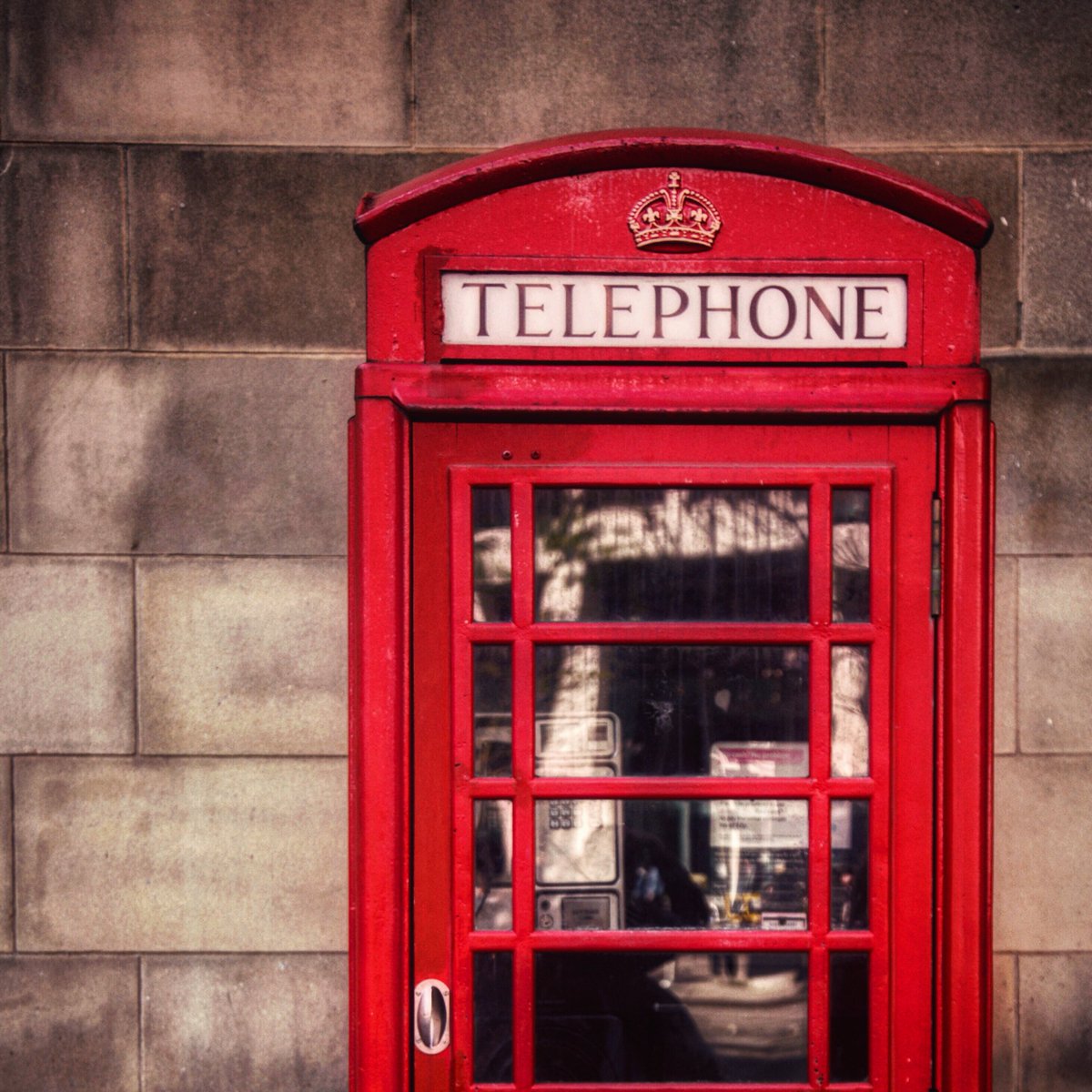 perryshoots's tweet photo. Pillar of #British Telecom History-“Red Phone Booth” had a wonderful day exploring  #London have to visit again soon https://t.co/ljtcnLomB3