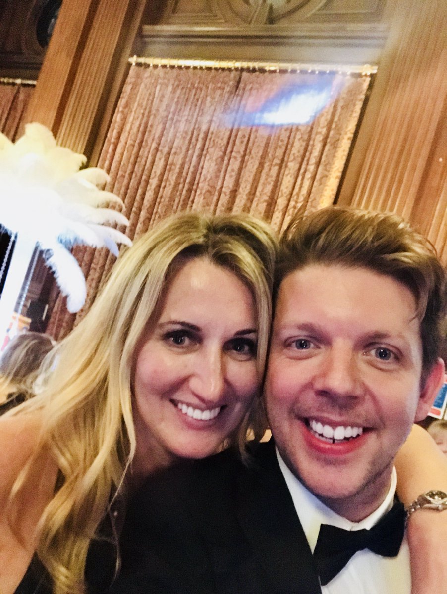 tom_gribby's tweet photo. Such a fabulous night at @thespringball , raising money for @Hospicstfrancis ... thanks for the invite @samroseharris !!! #Table15 #headsortails #charity #ball https://t.co/rs4H0LJ7t7