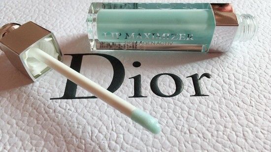 atcosmenet's tweet photo. #Dior で購入した限定リップアイテムが可愛い❤️

🔎https://t.co/Li8LsfDQMi

つけた感触は凄くひんやり🍧な #ブルーマキシマイザー と薄づきだから素の唇がキュートな人に見えちゃう #アディクトリップスティック の限定色『ピンクドロップ』この可愛さは必見です😍✨

#アットコスメブログ https://t.co/UgVb5Iu5k4
