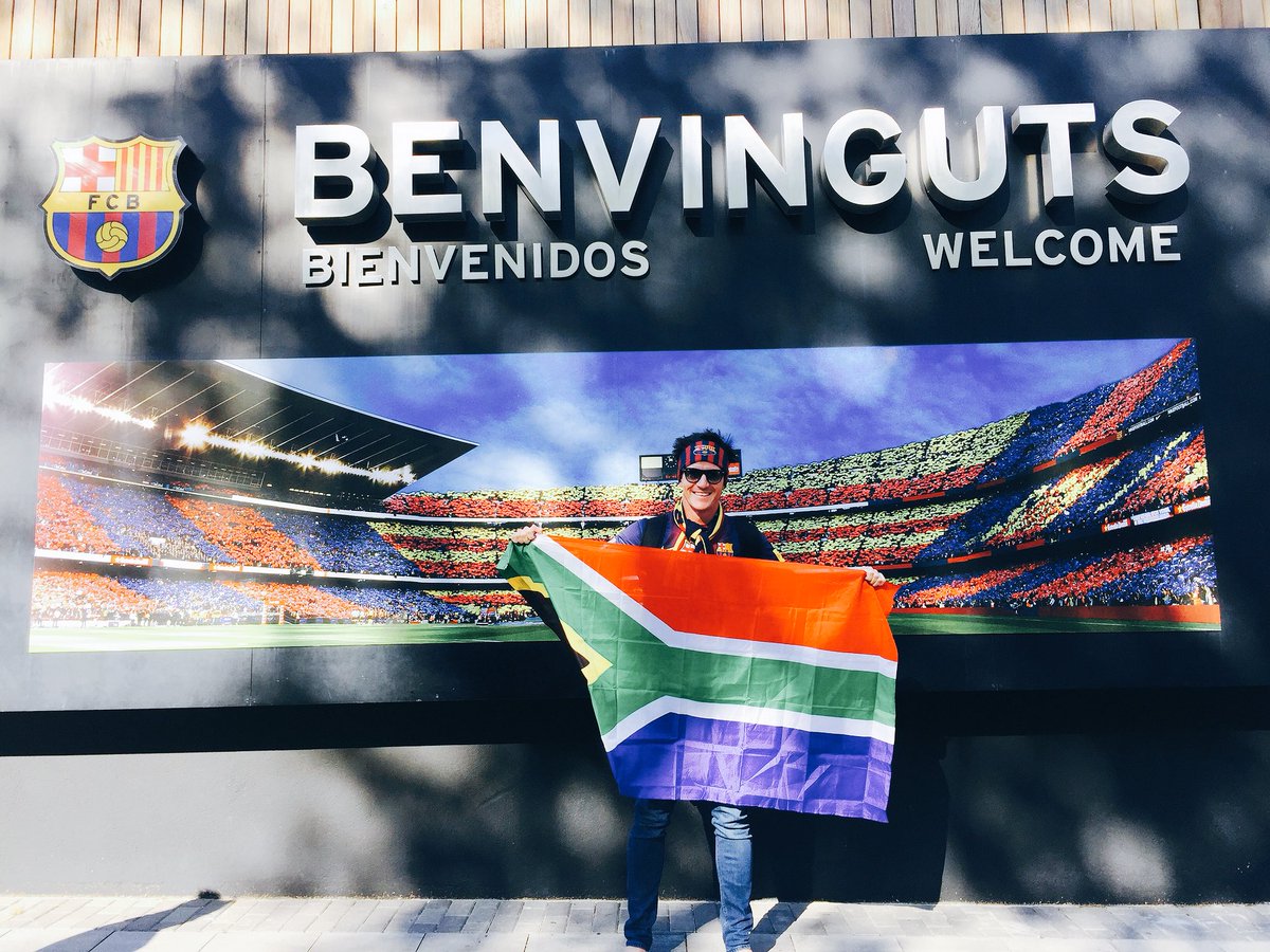 loggas11's tweet photo. 3 Days to go!!! ⚽️⚽️⚽️.               This time live on South African turf! @LuisSuarez9 @Beko @andresiniesta8 @10Ronaldinho @3gerardpique @jmbartomeu @mbyjm86 @Jacques_SMSA @JordiAlba @Phil_Coutinho @Carles5puyol https://t.co/DmuD14ChyA
