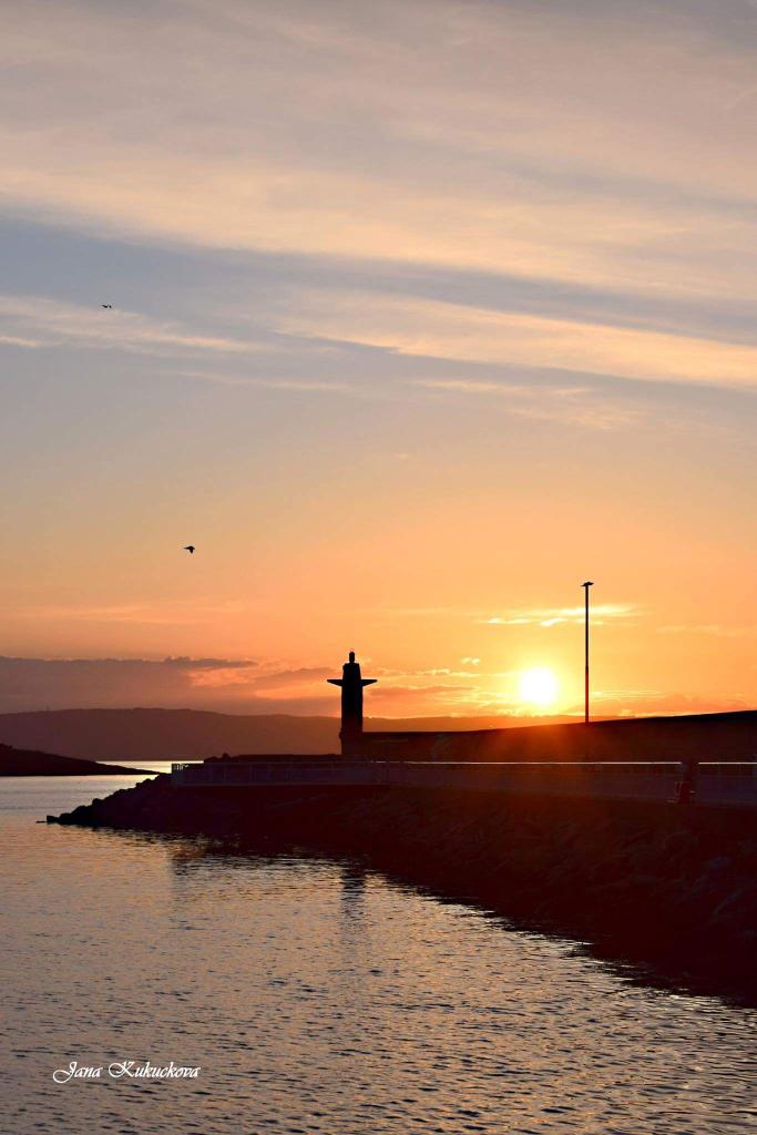 JanaKukuckova's tweet photo. Sunset Bangor CoDown Northern Ireland
#sunset #sunsets #Bangor #Sundowns #sundown #harbour #marina #ligthous #ligthouse #SEA #Skyline #bbcni #specator #relax #night #NorthernIreland #beauty #Discovery #discowerychanel #world #worldnews #beauty #landscape #landscapephotography # https://t.co/15Q3cxvtKX