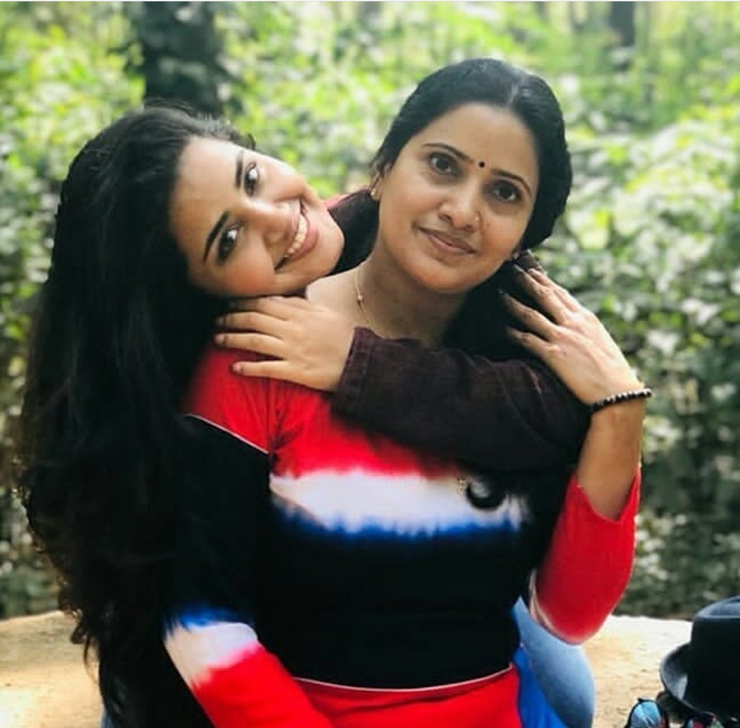 Love_U_Anupama's tweet photo. Is my Angel & God @anupamahere
"HAPPY MOTHERS DAY" In
#Sunithaparameswran In Mother , #lovelyanupama Here
Angel @anupamahere Plz follow my Group Angel , Because Tajmahal has No money to pay for You and You have the power To give our lives for my Angel & God #Sweetyanu https://t.co/7jkXej0DBV