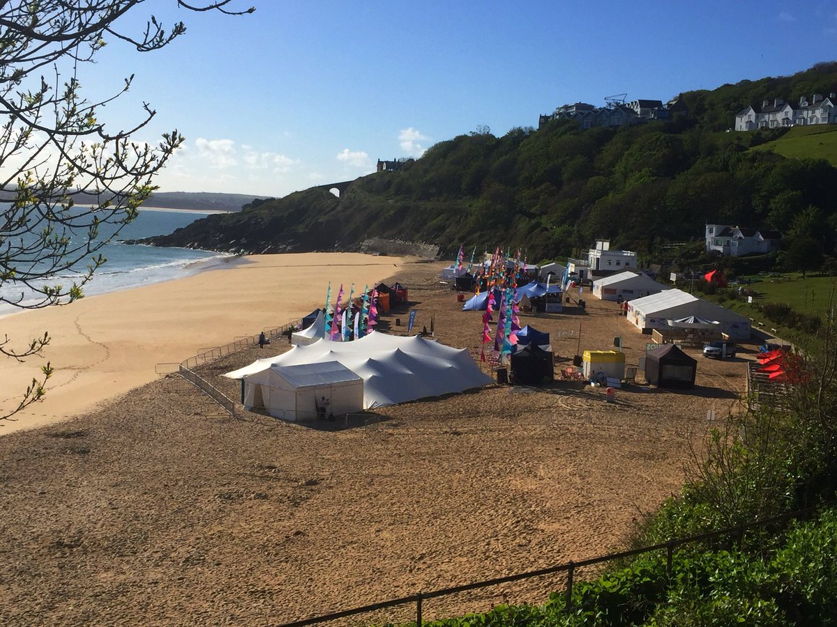 BiltongDemon's tweet photo. Last day @StIvesFoodFes ! Glorious sunshine and a beautiful location. #Biltong ready for relaxing with a #cider, #beer or #gin on the #beach. 😎 https://t.co/6xdBhdI9c7