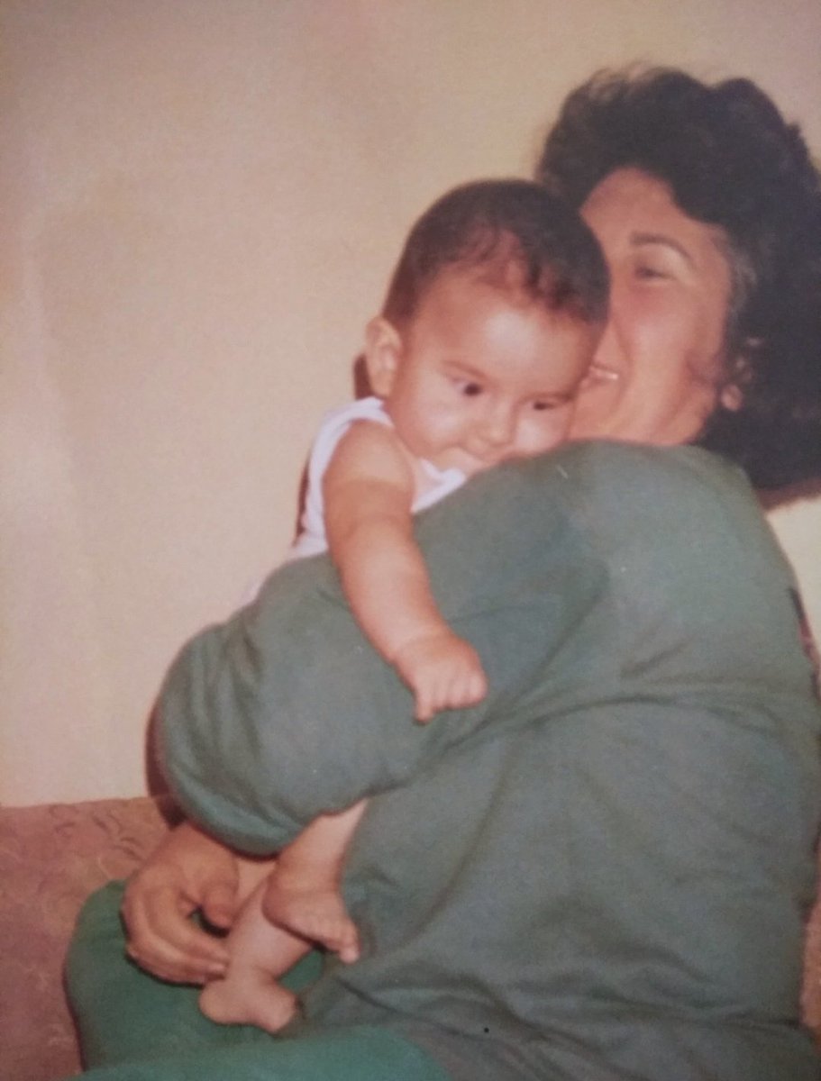 #AnnelerGünüKutluOlsun