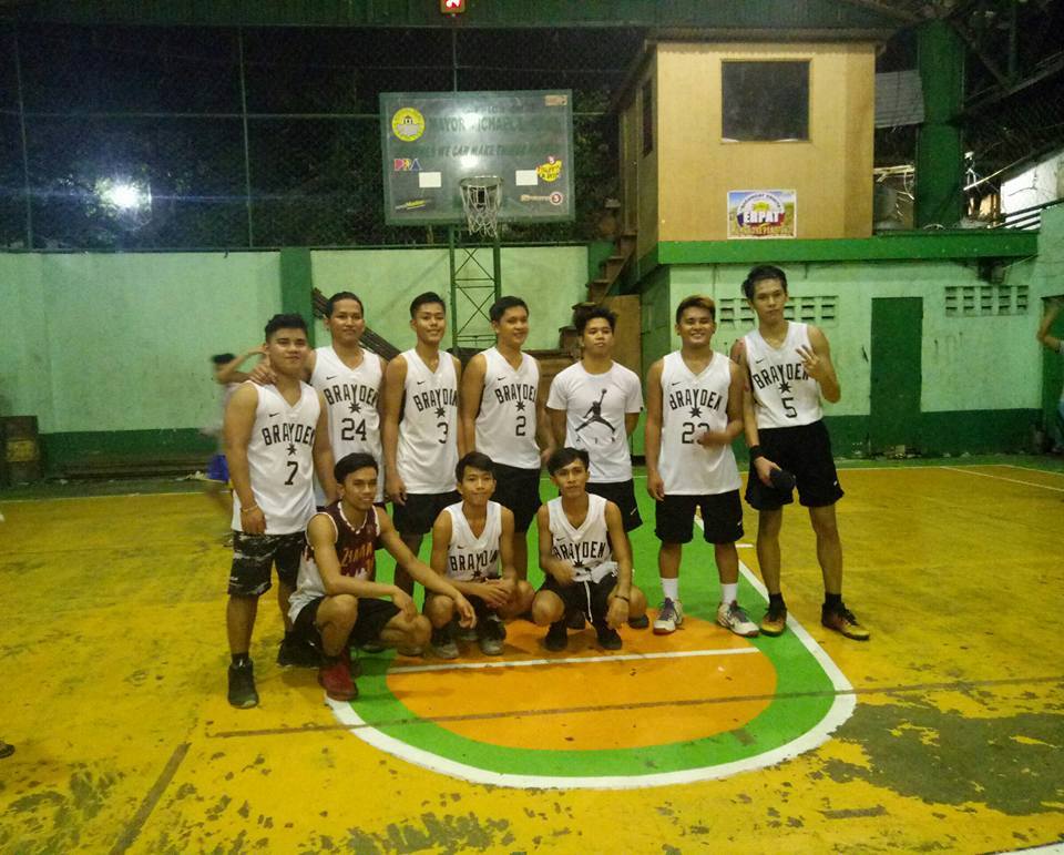 Markclif3's tweet photo. I miss this pic :) https://t.co/SLYS0YMqAf