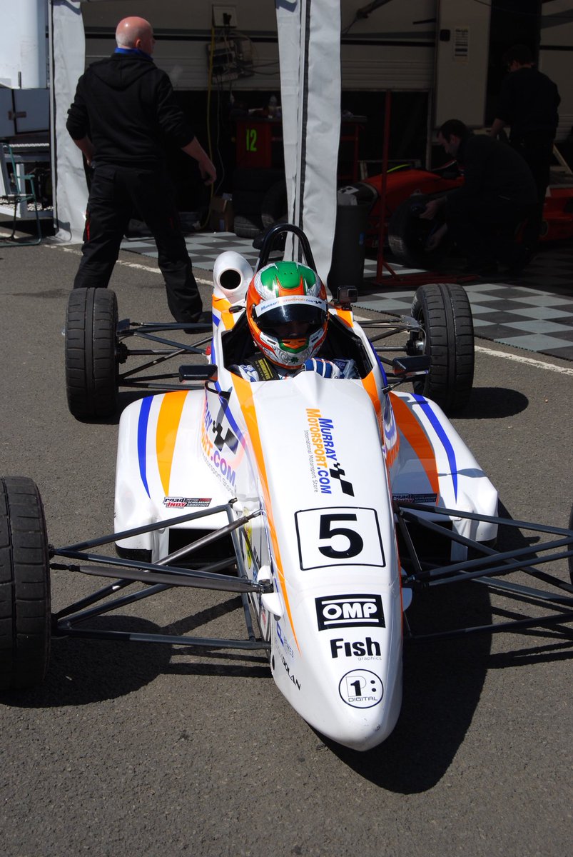 It’s almost time for race 2 in the BRSCC FF1600 Championship <a href="/krcircuit/">Knockhill Circuit</a>. 

This time Niall starts on the front row aiming for his first win of the weekend with Team DOLAN

<a href="/Murray_MSport/">Murray Motorsport</a> #ff1600
