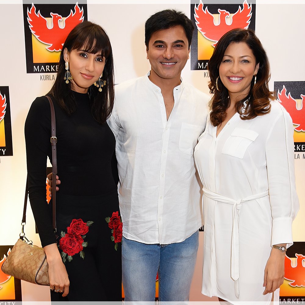 aditigovitrikar's tweet photo. Happy Mother's Day everyone! πΎπβ€ Had a fabulous get together with my close friends at @PizzaExpressIN, @MarketcityKurla.
.
#AditiGovitrikar #Event #ShoppingMall #Work #Celebration #Celebrities #MothersDay #GirlPower #TheMarketProject https://t.co/481u2GBDCw