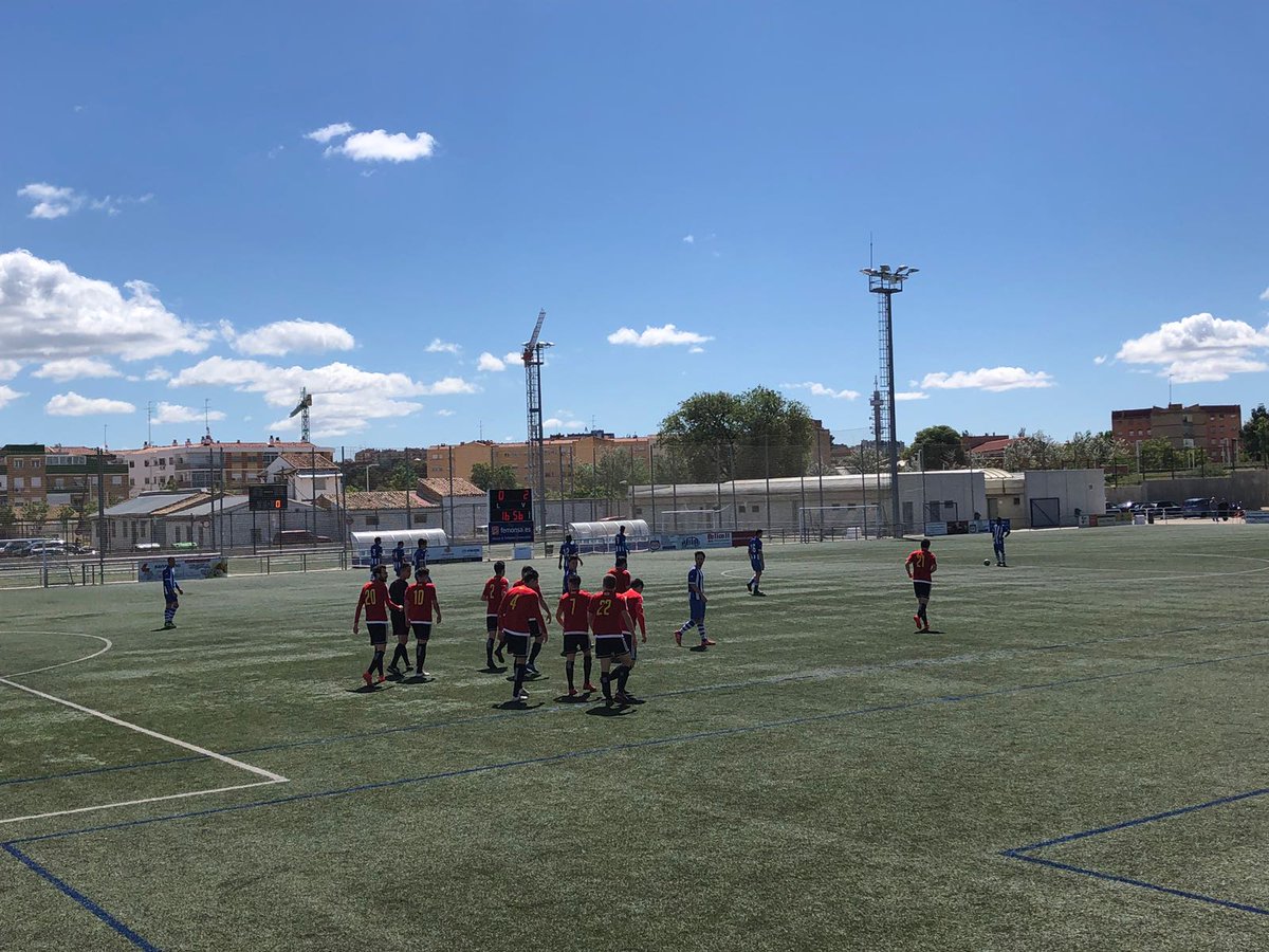 ADSanJuanM's tweet photo. Gol del San Juan, Gol de Molina. Minuto 17: @Atescalerillas 0-2 @ADSanJuanM. https://t.co/jZlbBCY6uh