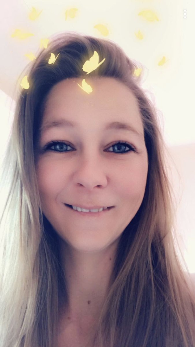 carooo25's tweet photo. 🙋🏼‍♀️��🌸 https://t.co/m1lhBRAN3t