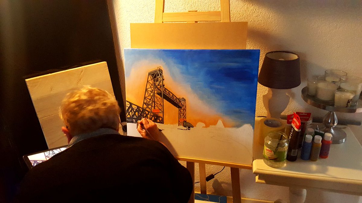 EctRunners's tweet photo. Het schilderij gemaakt en gedoneerd door Jacqueline Straver heeft tijdens de veiling op Ropapop maar liefst €140,00 euro opgeleverd voor Stichting Roparun. Het schilderij is gekocht door Lilian van der Steen en zal een mooi plaatsje krijgen in haar nieuwe huis. https://t.co/LF2qh83TGc