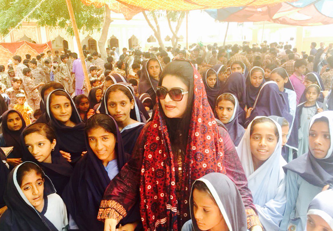 SPalijo_Office's tweet photo. Senator @SassuiPalijo visited different schools in remote areas of #Thatta and inaugurated science lab at #PublicHigherSchool at #DataarNagar
#Pir_Jo_Goth #Thatto
@BBhuttoZardari @BakhtawarBZ @AseefaBZ @SassuiPalijo https://t.co/yZej4cNpkY