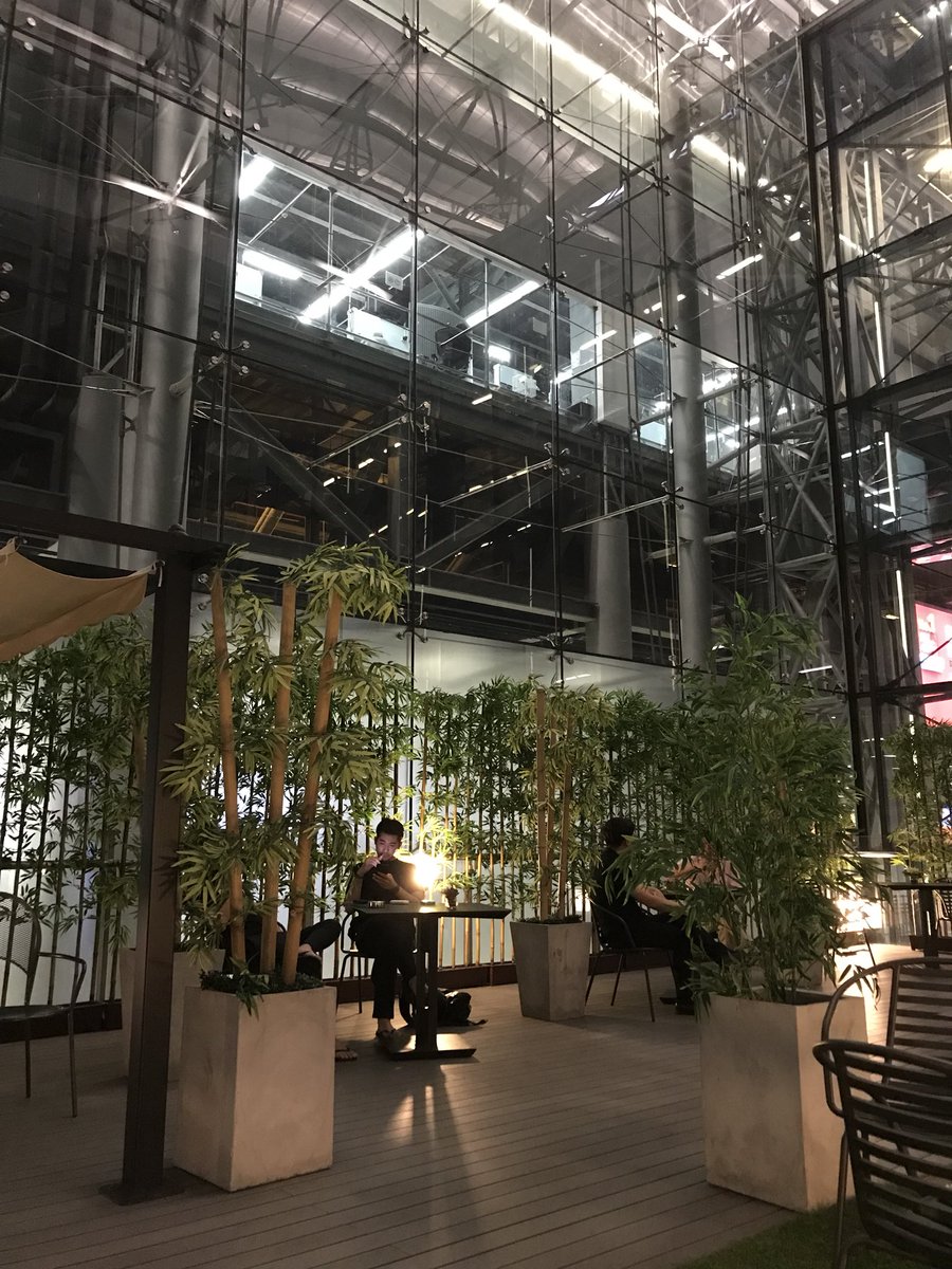 スワンナプーム 最高にゆったりフライト待ち╭( ･ㅂ･)و ̑̑ ｸﾞｯ !