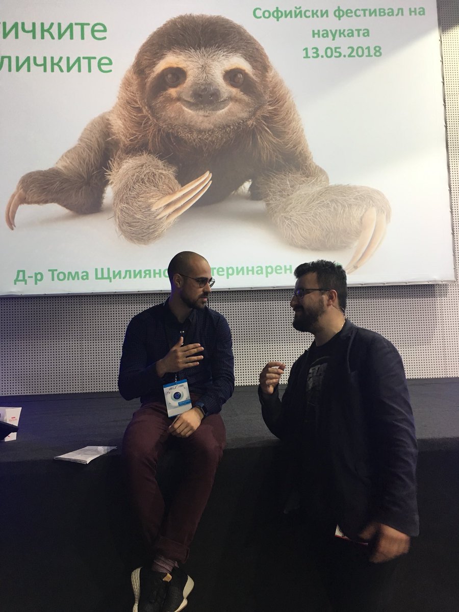 lyubovkostova's tweet photo. Two more @FameLab alumni: @vvezirov discuss how exactly to present our next speaker #veterinary #doctor #TomaShtilianov who will take us through #thatquestion on #bees&birds #SofiaSciFest. Loads of humour and abundance of strange animal mating habits (+ organs) in this 18+ event https://t.co/vLu4rsovD3