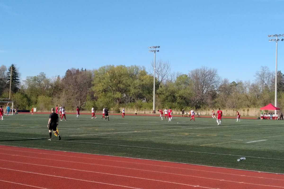 RukshanPara's tweet photo. Congratulations to @u_msc for thier inaugural #Markham #league 1, Ontario semi professional soccer.
#Markham #mkmpoli #MarkhamProud
#soccer https://t.co/TndYoZqmdf