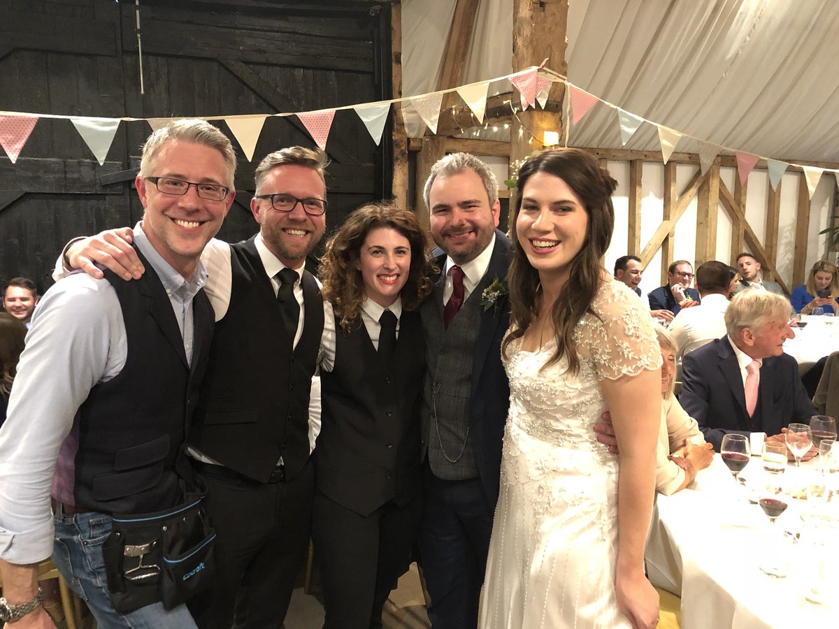 SurpriseSinger's tweet photo. A perfect wedding at a perfect venue! Such a pleasure to be back @SouthFarm1 surprising a gorgeous bride & groom! #southfarm #weddingsurprise #singingwaiters https://t.co/QV10xcuqp8