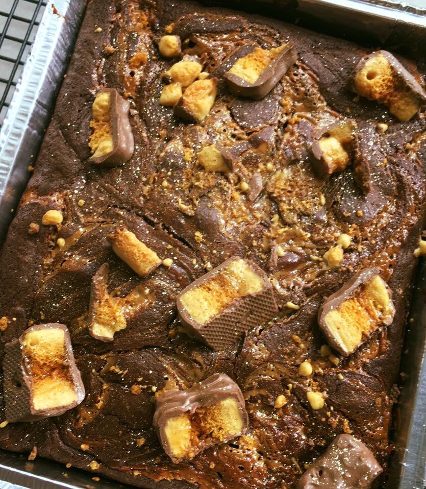 Another AMAZING build your own... crunchie, salted caramel &amp; caramac 😍✨👌🏻