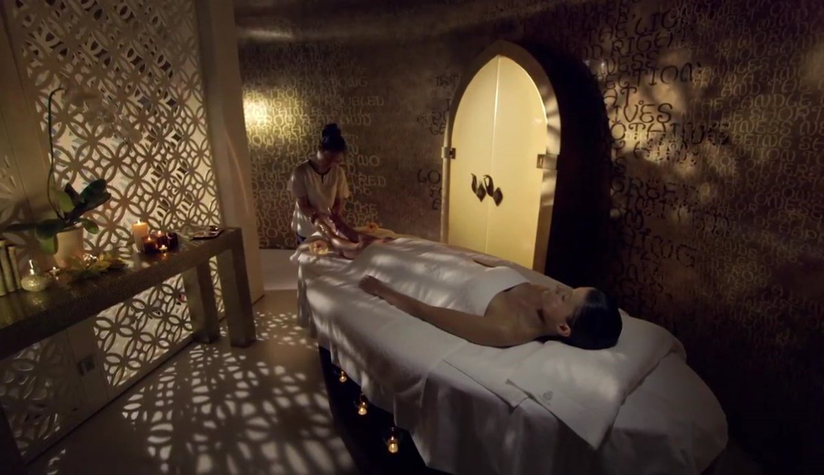 Unwind in one of our private massage rooms located in each of our villas.