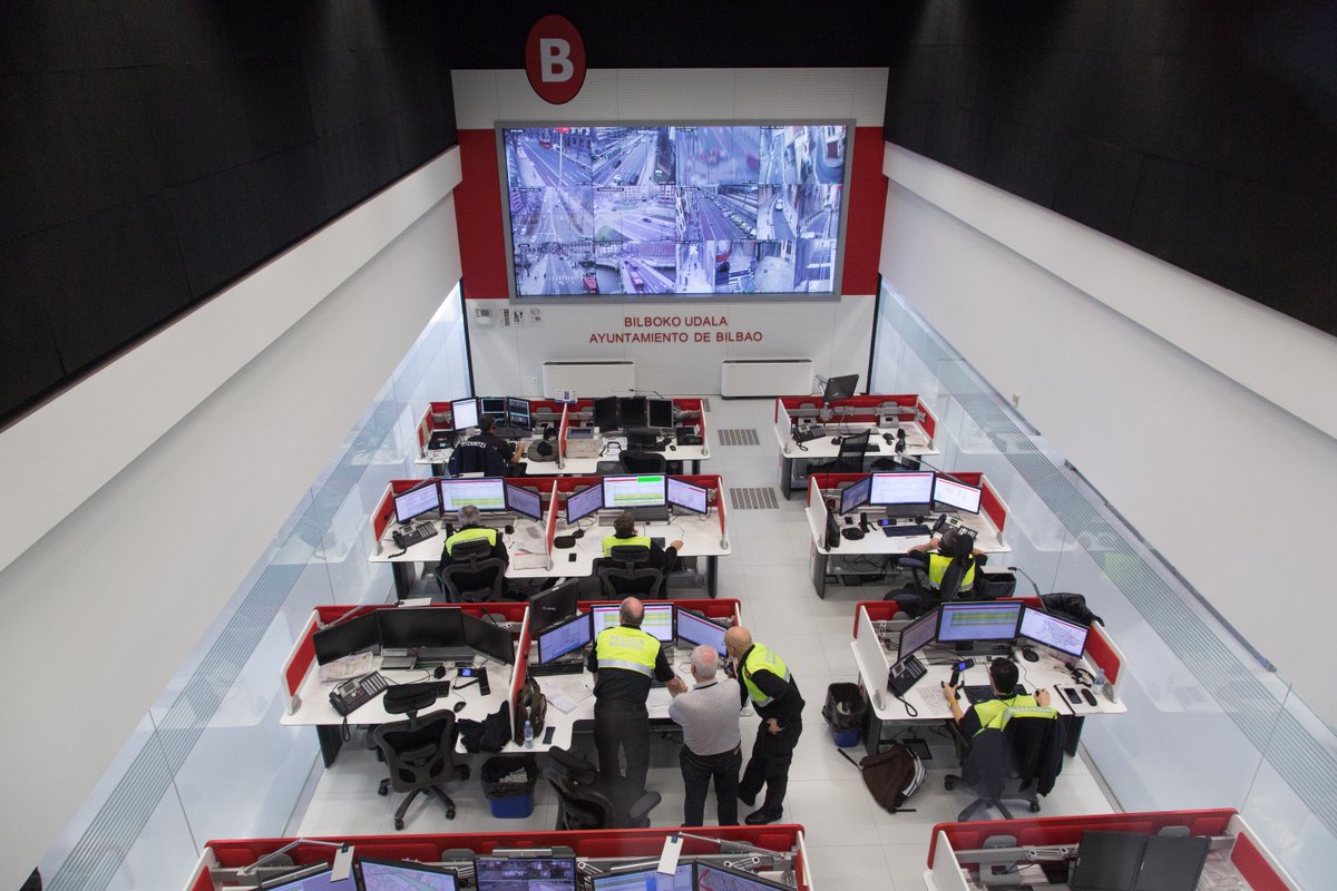 🏉  Gracias a todos/as los/as aficionados/as al Rugby que han venido durante estos días para vibrar con las #Bilbaofinals. El buen ambiente ha reinado los torneos. Terminamos el fin de semana sin incidentes.

#Bilbaofinals2018