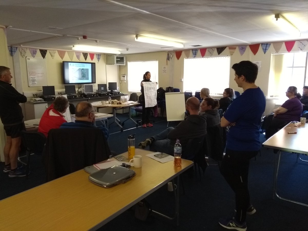 Sterogerson92's tweet photo. Good turnout for Walk Leader Training today @OL1Oldham @UProjects4U π£ #walkleadertraining https://t.co/ayf1ctzvQK