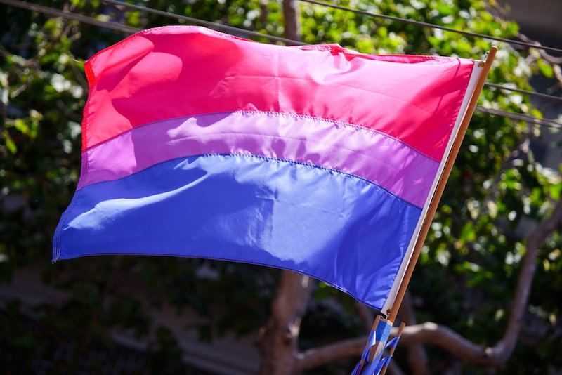 outnewsglobal's tweet photo. Leading #LGBT charity @stonewalluk launches new secondary school guide to #biinclusion 🏳️🌈 #bisexual #lgbtnews https://t.co/keoFRXBXVb https://t.co/yYF8C2Uuhi