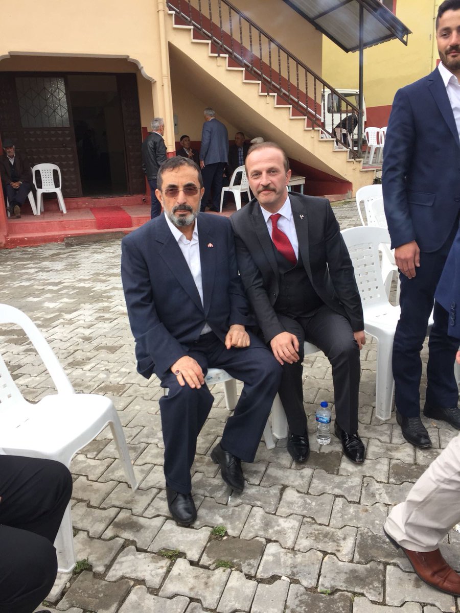 MhpKurtcu's tweet photo. #MHP #DevletBahceli #kastamonu #CumhurİttifakıMilletAklı #aliosmankurtcu MHP Kastamonu Merkez Ilçe Baskanimiz Sayin Fazil Deligozoglu ile cansiz bir ani. https://t.co/xSVMeJoAvr
