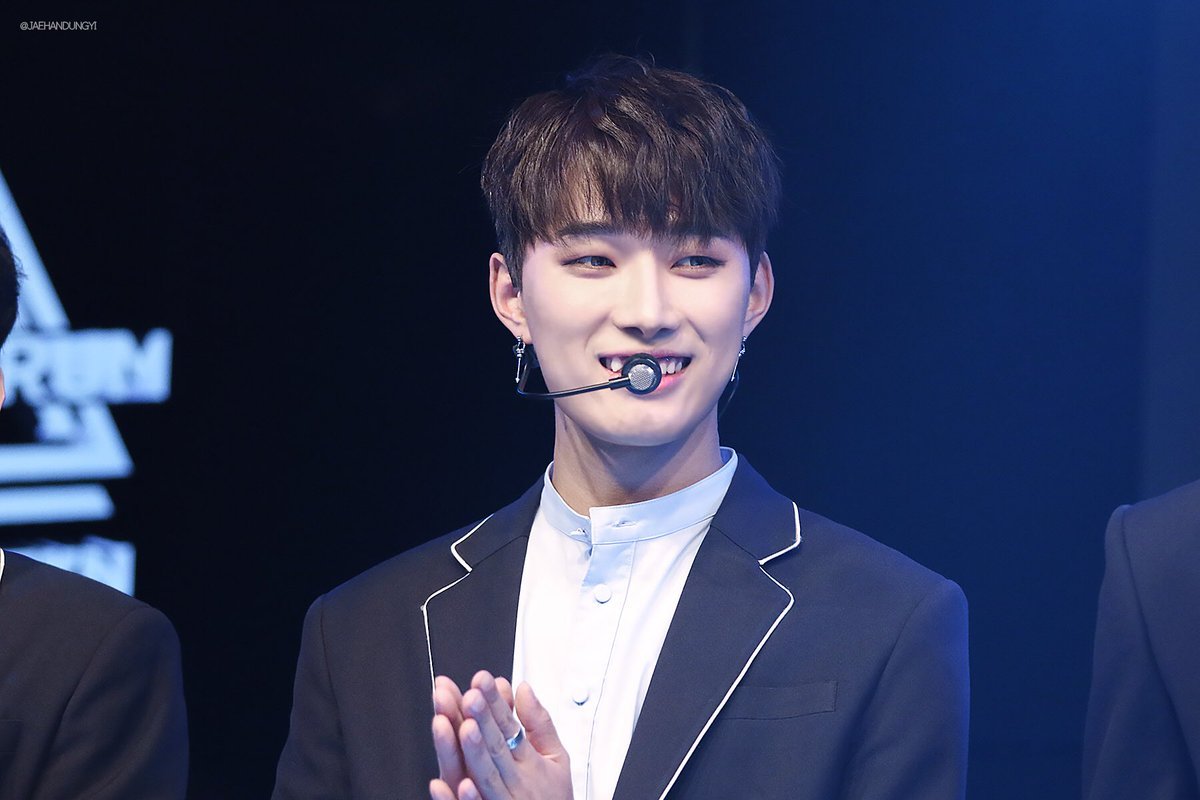 KimJaehanPH's tweet photo. [HD] 180509 Spectrum debut showcase.

📸JAEHANDUNGYI

#김재한 #KimJaehan #WYNN #SPECTRUM #스펙트럼 #KJPH https://t.co/66dj04AKQo