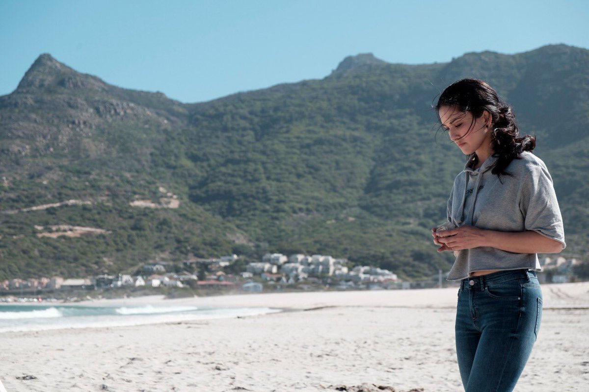 Sunny Leone tweet media