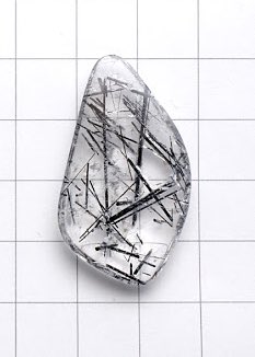 @to2kaku ほんと神秘です。水晶でグラフィック的なのを注目してて、石ショー行くたび良さげなの探してます。 