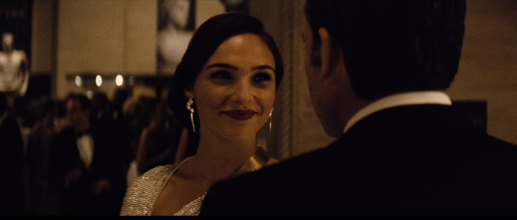 기자 짬도 한참 딸리는 연하 남친놈이 님 지금 위험한 선택을 하고 있음 이라니까 그래서 내가 말하지 않은 거라고 코웃음 치는거나(니 티비에서 조리돌림 당해서 증거수집 대신 해주는 거다...^^)
백살도 안 쳐먹은 보타이 꼬맹이가 너 같은 여자 많이 봤다고 야부리 터는게 너무 웃긴 데미갓