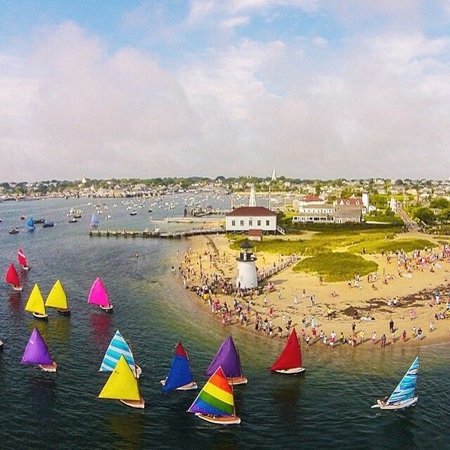 nauticalportal's tweet photo. #RAINBOWFLEET
🇺🇸⛵️⛵️🌈⛵️⛵️
#tosail in
#OperaHouseCup 
#Regatta ,
#RegattaStart
August 1️⃣9️⃣th , 2018 ;
#NantucketRaceWeek is part of
#PaneraiClassicYachtChallenge ;
#sailing #sailracing
#boatracing #sail
#boats #boating
#nauticalportal
https://t.co/IgQgFeOsNt https://t.co/w3aNt5uV7Q
