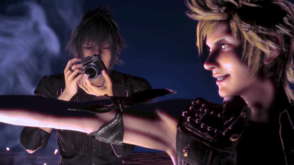 カメラマンノクティス。可愛い💕