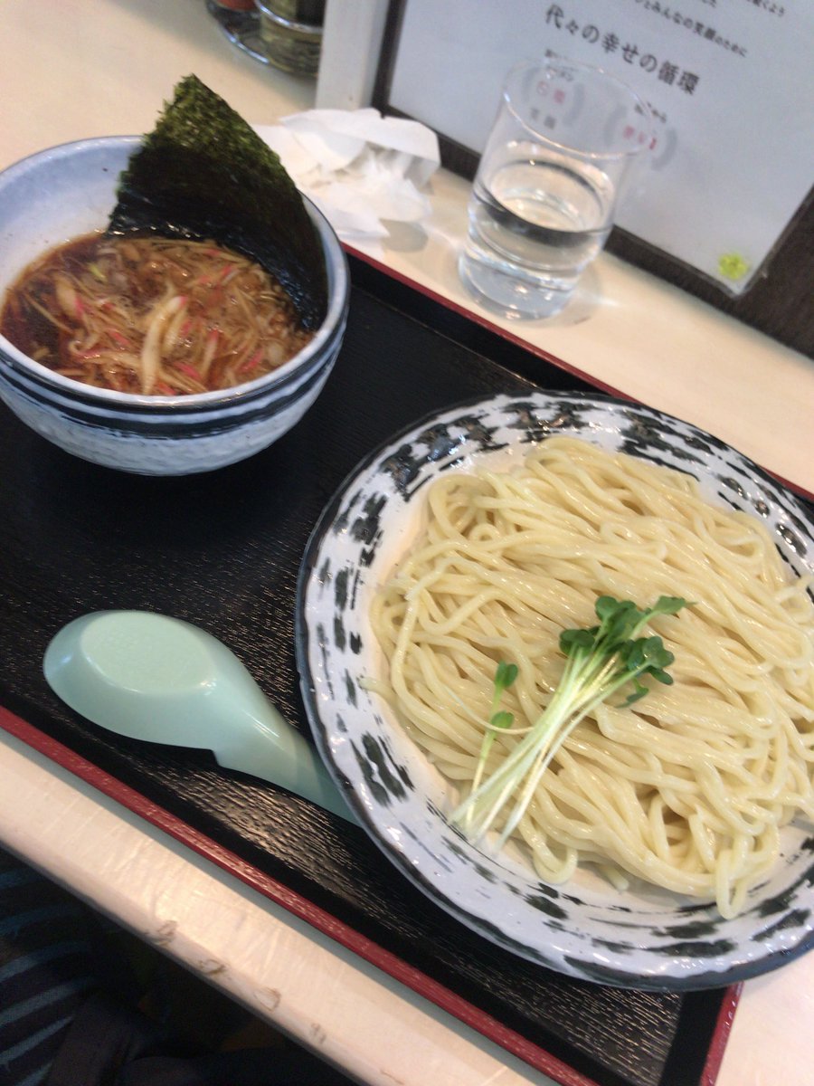 ラーメン店長 In 八戸 代々 つけ麺 具材が細かくきられてスープにin されてます 食べやすいには食べやすいんですが もう少し大きい方が食べ応えが出るのかな F スープは甘みあり 酸味少しに辛味が強め 辛いの苦手な私は食べ終わったら口の中