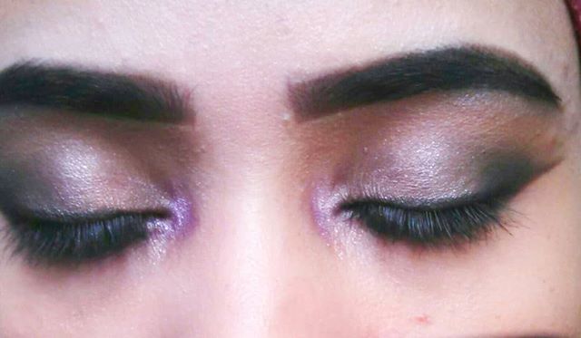 #SajnMakeupAsylum 💒
#makeupblogger  #makeupjunkie #makeupbyme #makeupmafia #makeupaddict #makeuplover  #makeuptutorial #makeupslaves  #makeupartist #makeupmems #pakistanibrands #pakistaniblogger #pakistanimakeup #pakistanimakeupartist #makeupobssesed… ift.tt/2Id1gPo