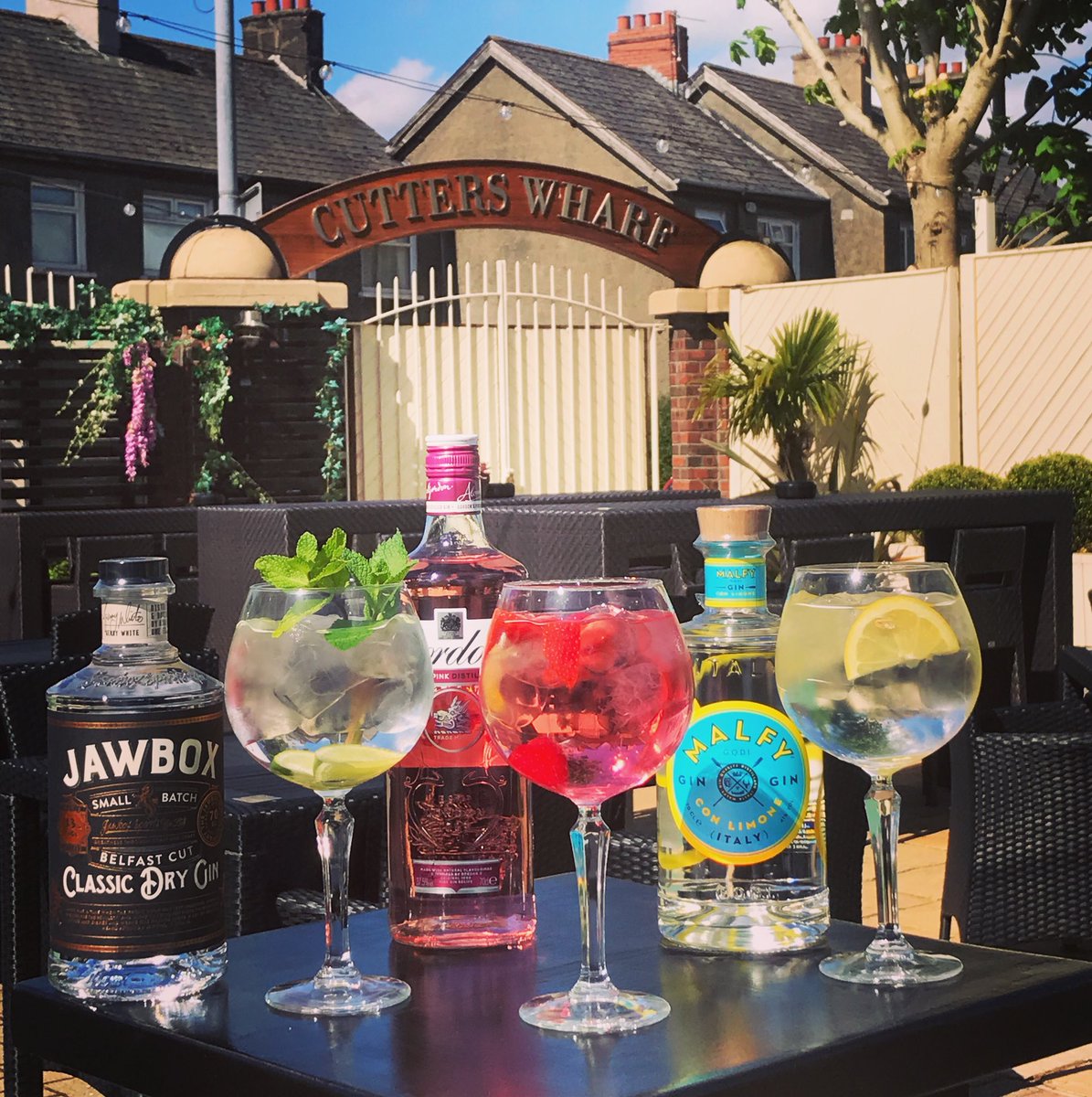 Now *that* is a day for a Gin in the sunshine! 🌞