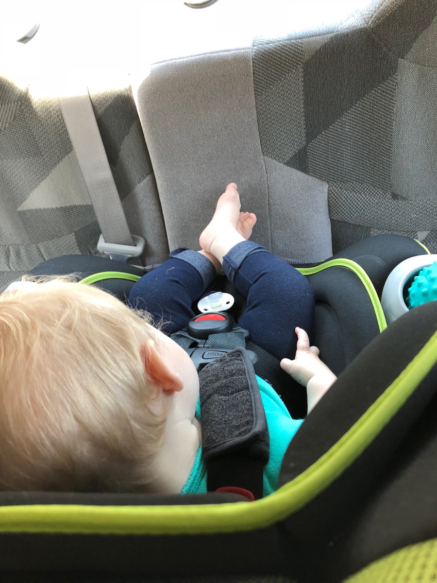 jenntravis's tweet photo. Howdy #dancers and #techies, I’m stuck in the car with a sleeping #jelliebean. Let me know when get here! #sleepreigns #napsareimportant #sweetfeet #babyfeet @PC_Dance @PCHSDANCECO #PCHSdanceclub https://t.co/ySMoDc4nD4