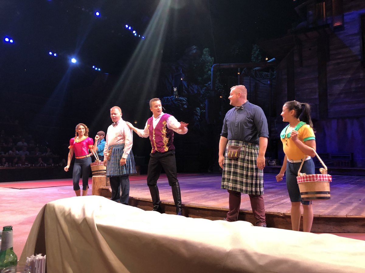 Banquet #Dinner&amp;Show