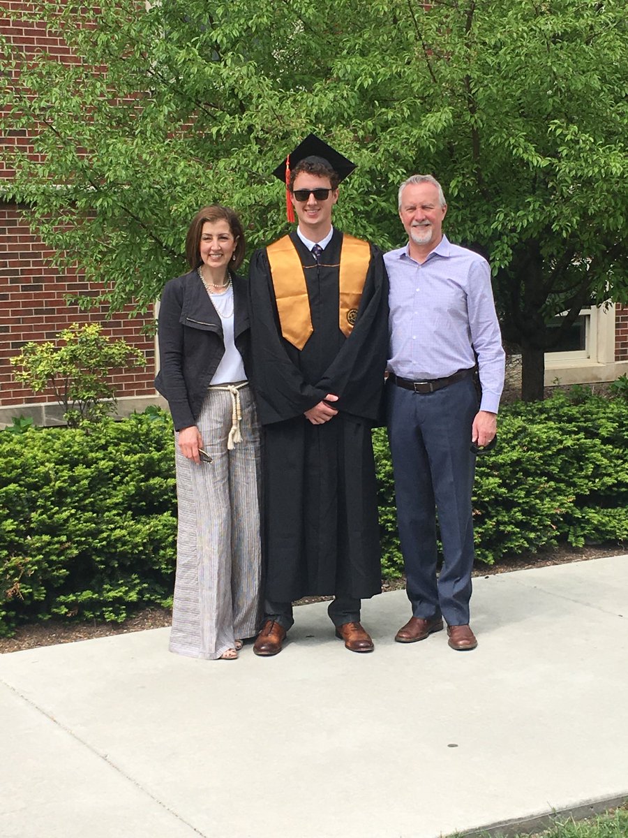 AnnetteYoder2's tweet image. Congratulations RJ! Your whole family is so proud of you! We love you!
#purduewedidit