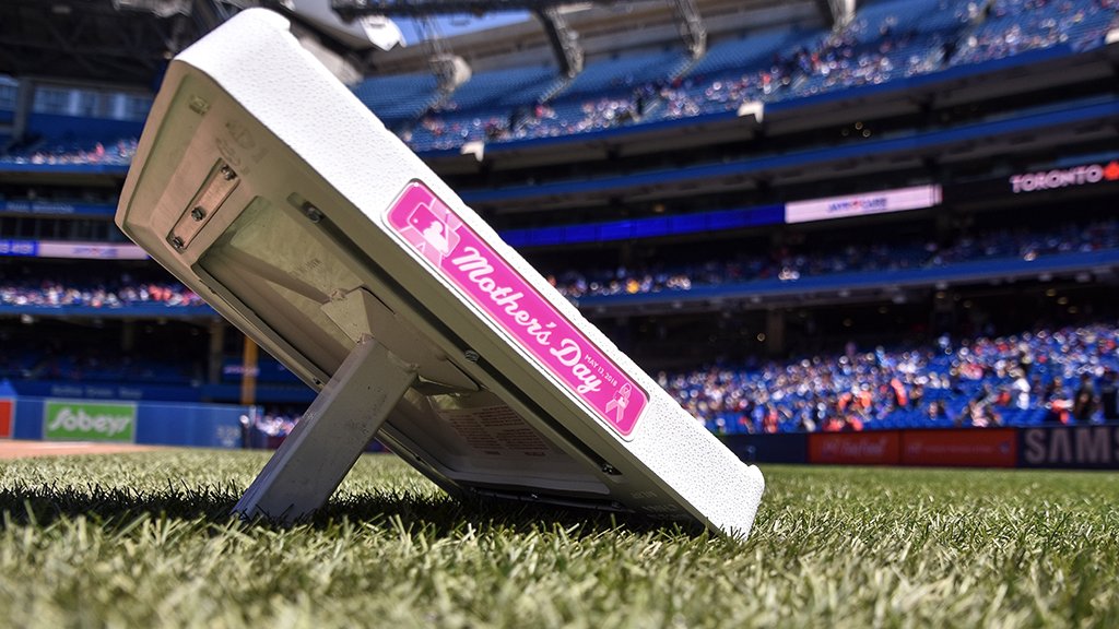 MLB's tweet photo. Think pink. #MothersDay https://t.co/TNbmf0mRJZ